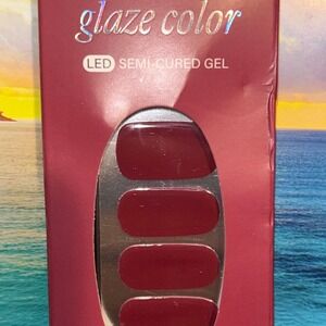 Dashing Diva Glaze Color Semi-Cured Gel Nail Strips Anko Deep Berry 32ct